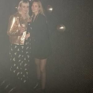 Meet your Posher, Gudrun